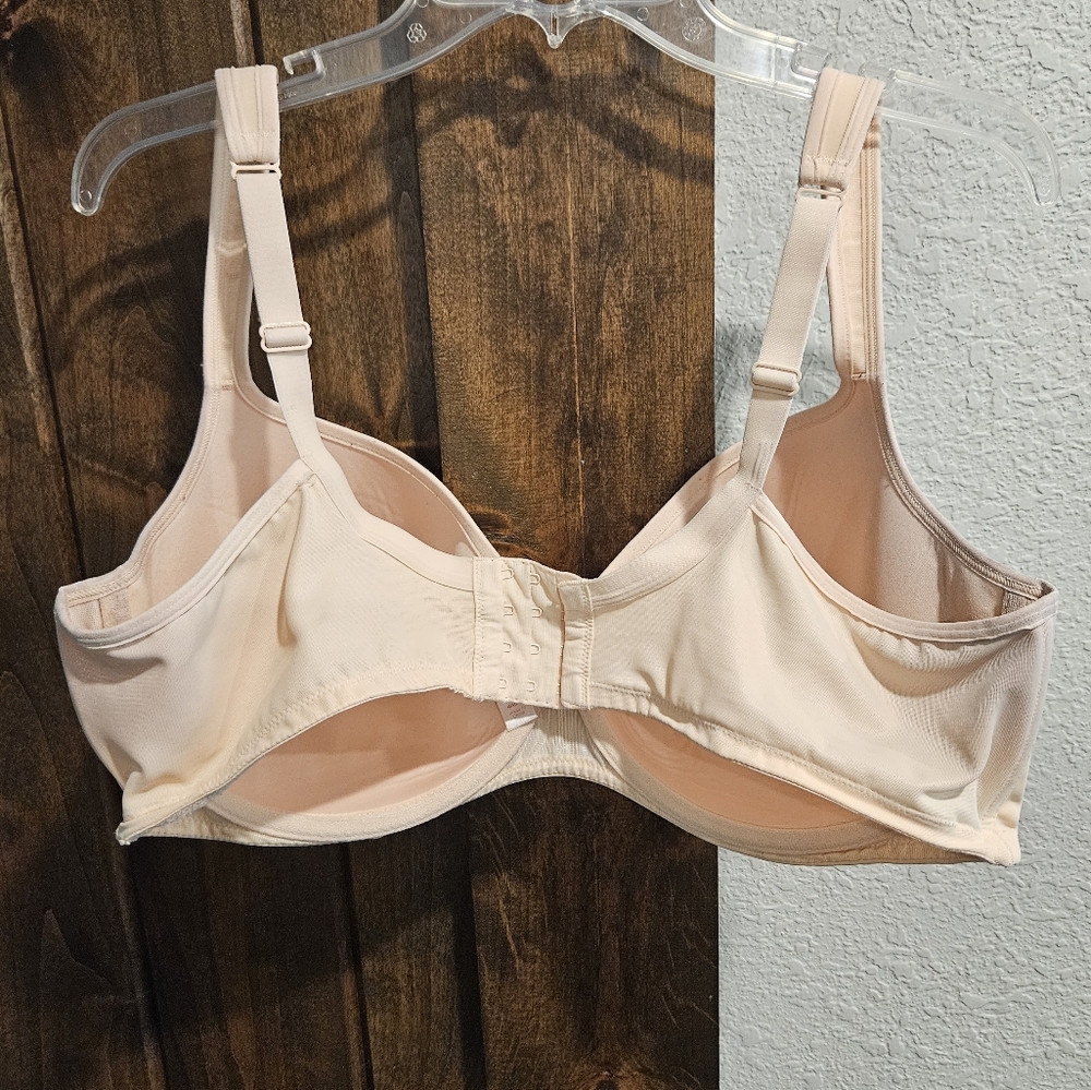 Cacique Lightly Lined Balconette Nude Size 44DD - Picture 2 of 10